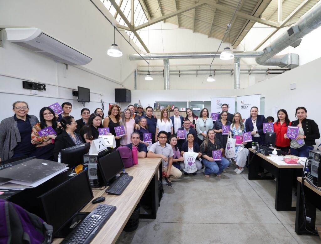 Medios del Estado se capacitan en el tratamiento de la violencia contra la mujer